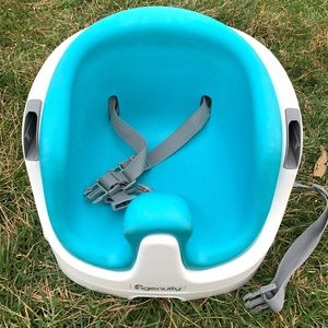 Ingenuity baby seat with tray